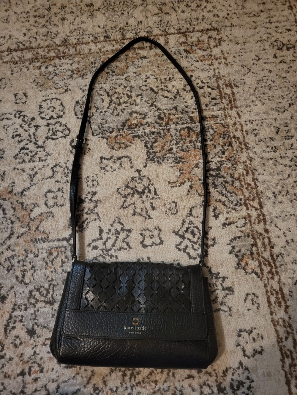 Women's Black Crossbody Bag - Classic Leather Shoulder Bag Good Used Condition - Picture 3 of 4
